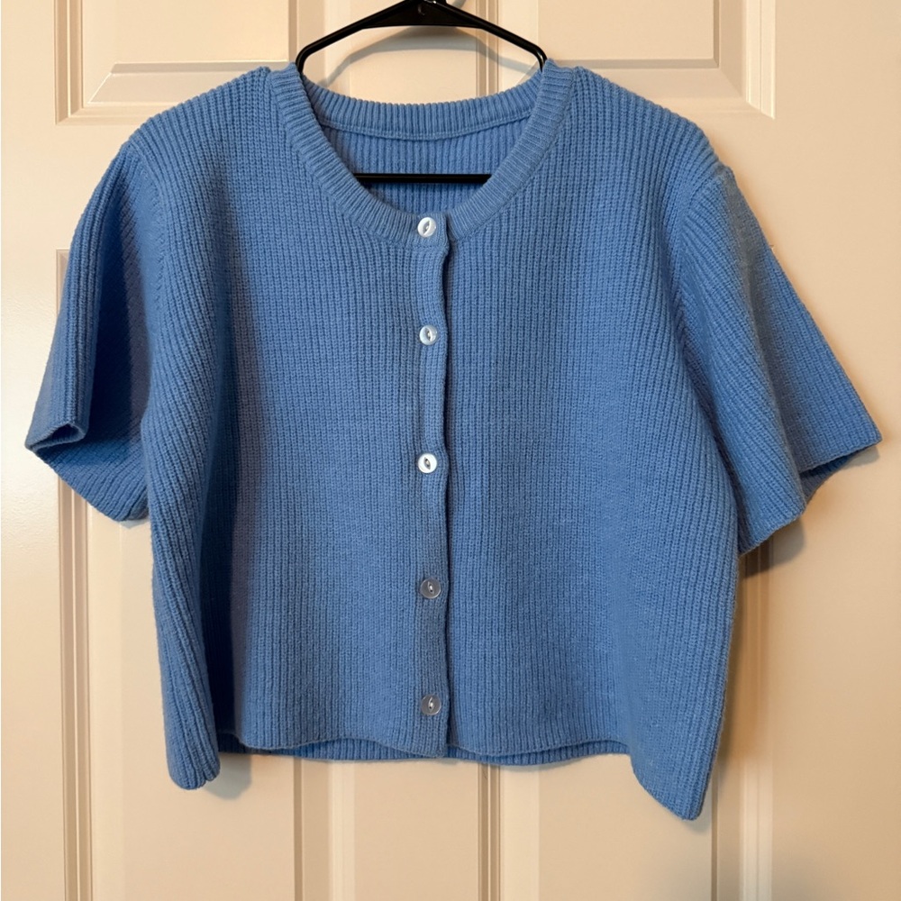 Blue Cropped Button-Front Knit Top